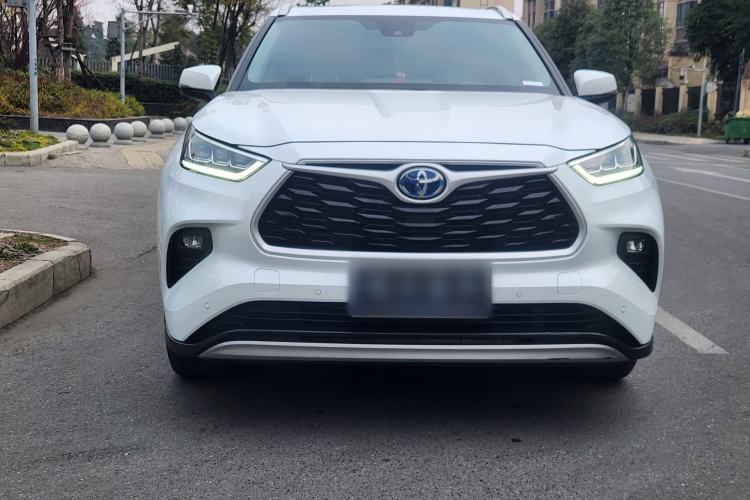 Used Toyota Highlander 2022 Dual-Engine 2.5L Four-Wheel Drive Prestige Version 7 Seats Exterior 2