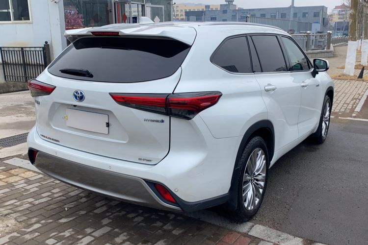 Used Toyota Highlander 2022 Dual-Engine 2.5L Four-Wheel Drive Prestige Version 7 Seats Exterior 4
