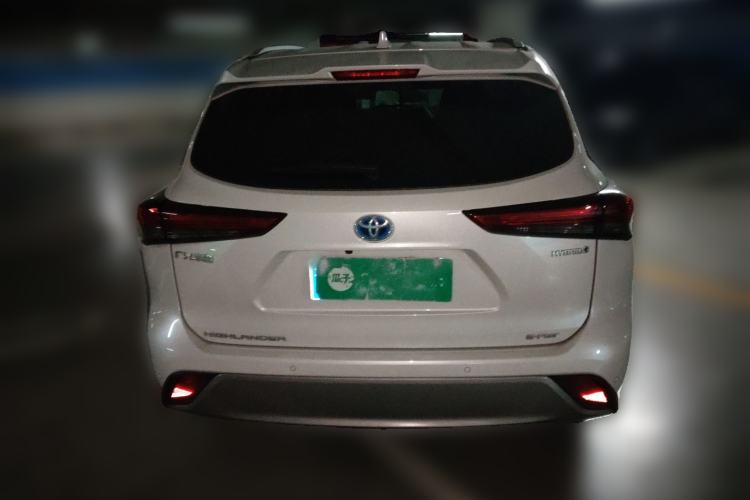 Used Toyota Highlander 2022 Dual-Engine 2.5L Four-Wheel Drive Prestige Version 7 Seats Exterior 4