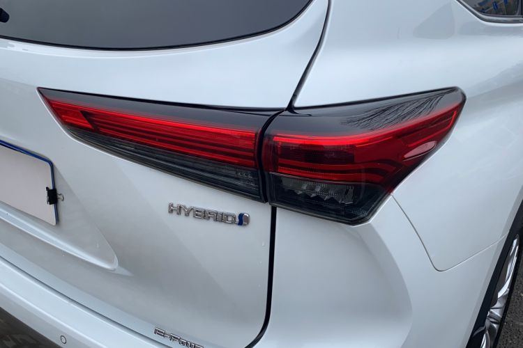 Used Toyota Highlander 2022 Dual-Engine 2.5L Four-Wheel Drive Prestige Version 7 Seats Exterior 5