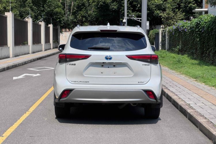 Used Toyota Highlander 2022 Dual-Engine 2.5L Four-Wheel Drive Prestige Version 7 Seats Exterior 5