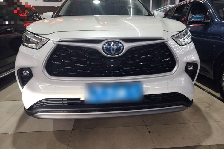 Used Toyota Highlander 2022 Dual-Engine 2.5L Four-Wheel Drive Luxury Edition 7 Seats Front