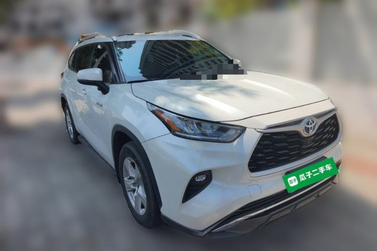 Used Toyota Highlander 2022 Dual-Engine 2.5L 4x4 Elite Edition 7-Seater Front Right 45 Deg