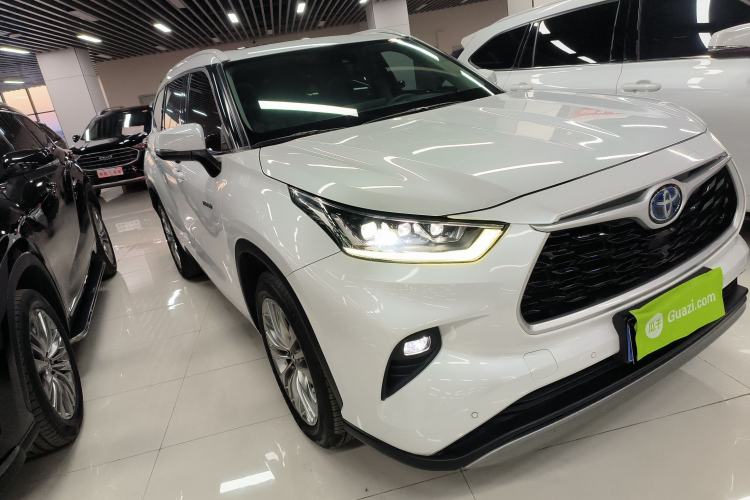 Used Toyota Highlander 2022 Dual-Engine 2.5L Four-Wheel Drive Prestige Version 7 Seats Front Right 45 Deg
