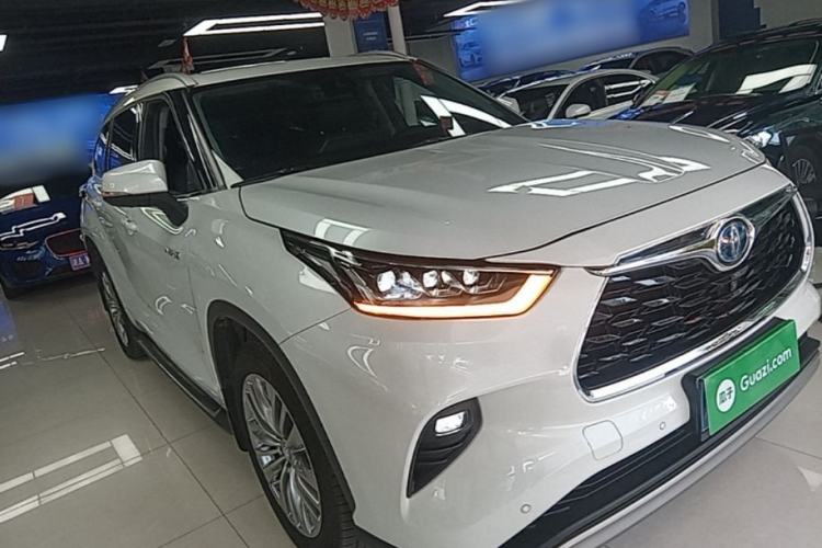 Used Toyota Highlander 2022 Dual-Engine 2.5L Four-Wheel Drive Supreme Edition 7-Seater Front Right 45 Deg