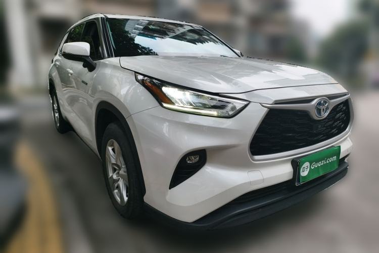Used Toyota Highlander 2022 Dual-Engine 2.5L Two-Wheel Drive Elite Edition 7-Seater Front Right 45 Deg