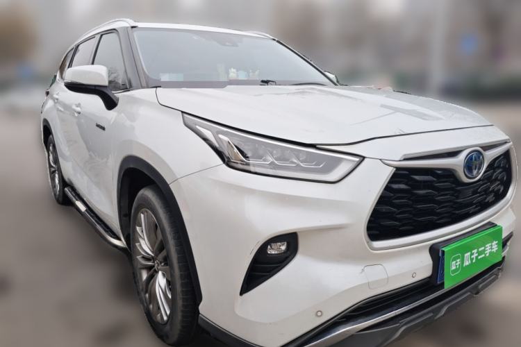 Used Toyota Highlander 2022 Dual-Engine 2.5L Four-Wheel Drive Prestige Version 7 Seats Front Right 45 Deg
