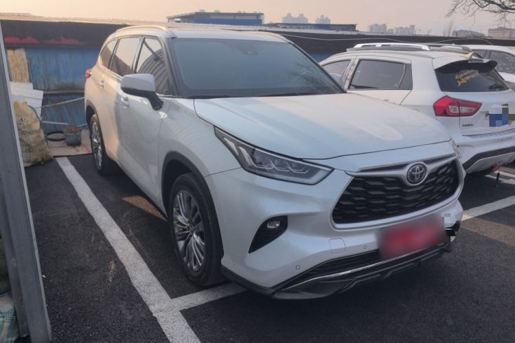 Used Toyota Highlander 2022 Dual-Engine 2.5L Four-Wheel Drive Prestige Version 7 Seats Front Right 45 Deg