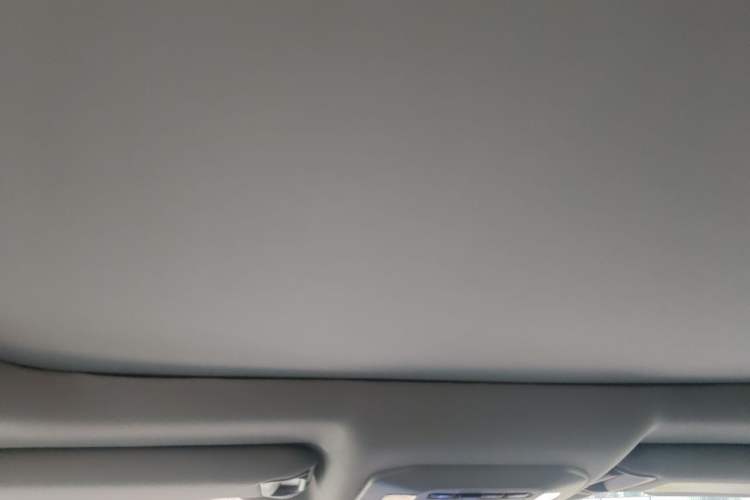Used Toyota Highlander 2022 Dual-Engine 2.5L Four-Wheel Drive Prestige Version 7 Seats Headliner