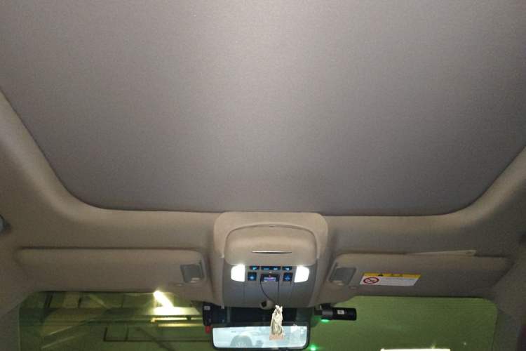 Used Toyota Highlander 2022 Dual-Engine 2.5L Four-Wheel Drive Supreme Edition 7-Seater Headliner