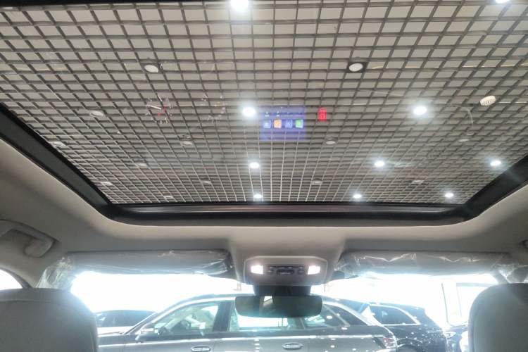 Used Toyota Highlander 2022 380T 4x4 Luxury Edition 7 Seats Headliner