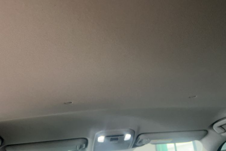 Used Toyota Highlander 2022 Dual-Engine 2.5L 4x4 Elite Edition 7-Seater Headliner