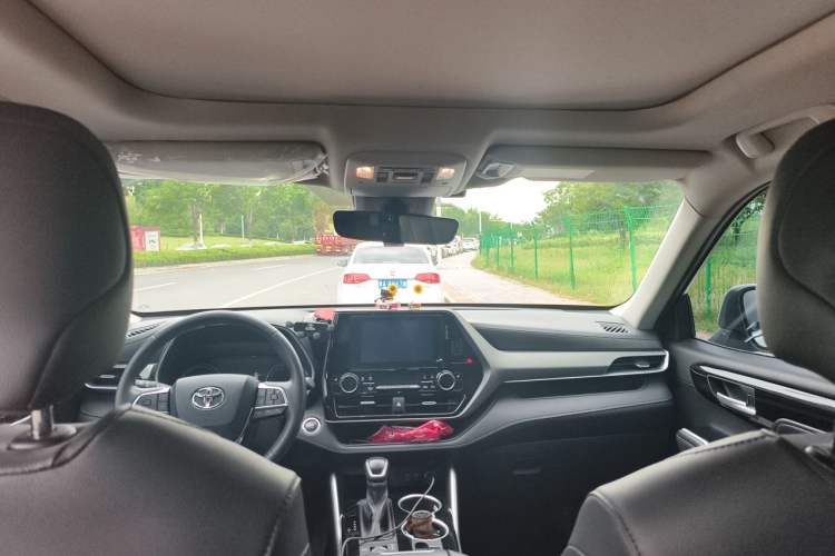 Used Toyota Highlander 2022 380T 4x4 Luxury Edition 7 Seats Headliner