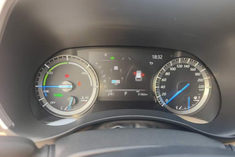 Used Toyota Highlander 2022 Dual-Engine 2.5L Four-Wheel Drive Prestige Version 7 Seats Instrument Cluster