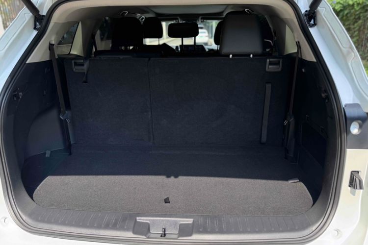 Used Toyota Highlander 2022 Dual-Engine 2.5L Four-Wheel Drive Prestige Version 7 Seats Interior 1