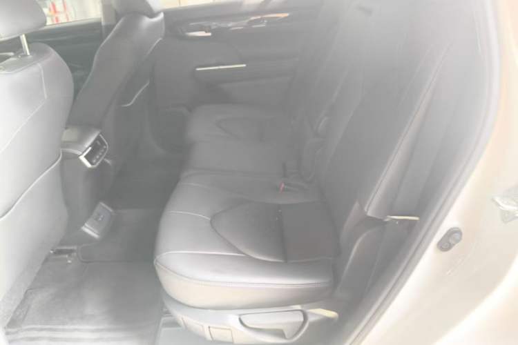 Used Toyota Highlander 2022 380T Four-Wheel Drive Prestige Edition 7-Seater Interior 4