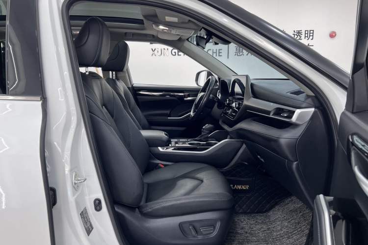 Used Toyota Highlander 2022 Dual-Engine 2.5L Four-Wheel Drive Prestige Version 7 Seats Interior 6