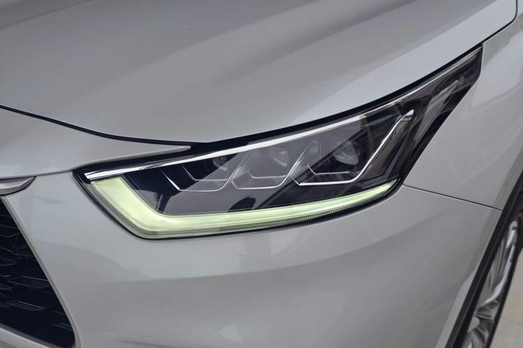 Used Toyota Highlander 2022 Dual-Engine 2.5L Four-Wheel Drive Prestige Version 7 Seats Left Front Headlight