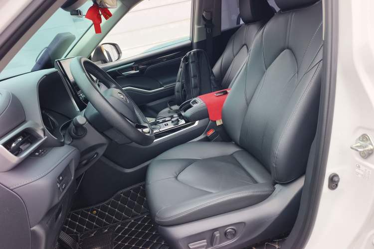 Used Toyota Highlander 2022 380T Four-Wheel Drive Prestige Edition 7-Seater Left Front Seat