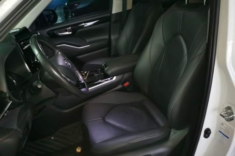Used Toyota Highlander 2022 Dual-Engine 2.5L Four-Wheel Drive Supreme Edition 7-Seater Left Front Seat