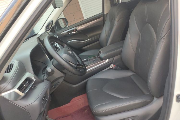 Used Toyota Highlander 2022 Dual-Engine 2.5L Four-Wheel Drive Supreme Edition 7-Seater Left Front Seat