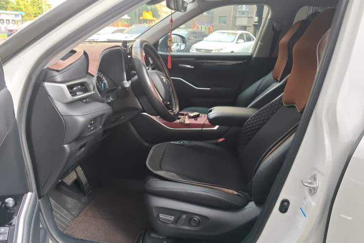 Used Toyota Highlander 2022 Dual-Engine 2.5L Four-Wheel Drive Prestige Version 7 Seats Left Front Seat