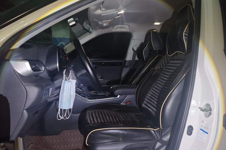 Used Toyota Highlander 2022 Dual-Engine 2.5L 4x4 Elite Edition 7-Seater Left Front Seat