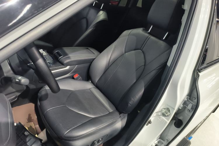 Used Toyota Highlander 2022 Dual-Engine 2.5L Four-Wheel Drive Prestige Version 7 Seats Left Front Seat