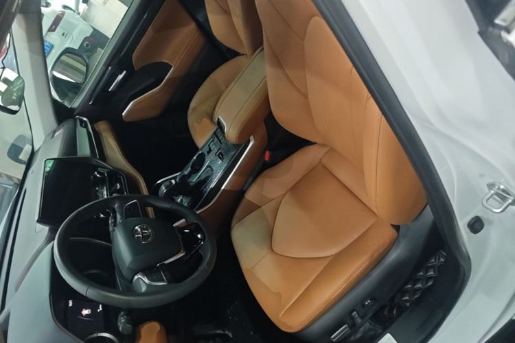 Used Toyota Highlander 2022 Dual-Engine 2.5L Four-Wheel Drive Prestige Version 7 Seats Left Front Seat