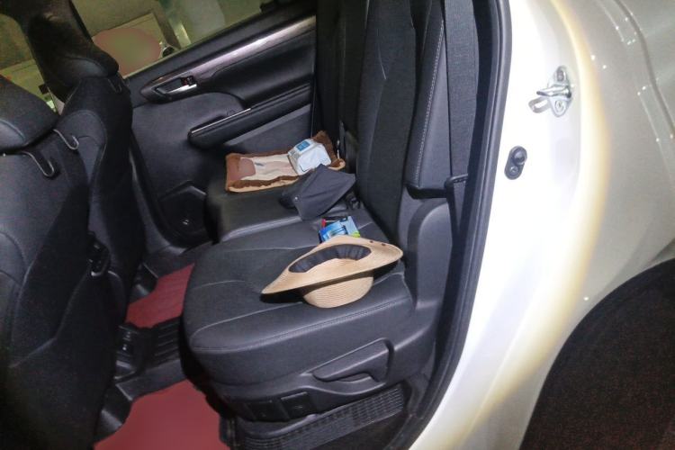 Used Toyota Highlander 2022 Dual-Engine 2.5L Four-Wheel Drive Supreme Edition 7-Seater Left Rear Seat