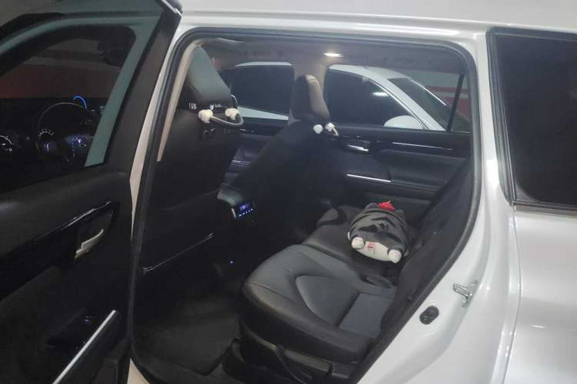 Used Toyota Highlander 2022 Dual-Engine 2.5L Four-Wheel Drive Prestige Version 7 Seats Left Rear Seat