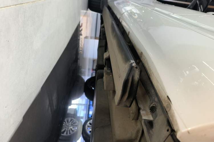 Used Toyota Highlander 2022 Dual-Engine 2.5L Four-Wheel Drive Prestige Version 7 Seats Left Side Sill