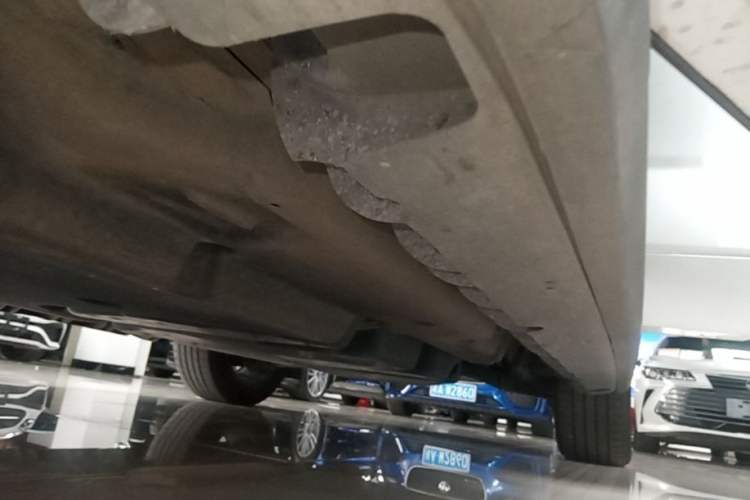 Used Toyota Highlander 2022 Dual-Engine 2.5L Four-Wheel Drive Supreme Edition 7-Seater Left Side Sill