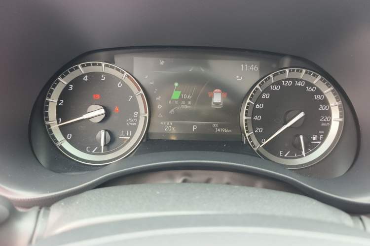 Used Toyota Highlander 2022 380T Four-Wheel Drive Prestige Edition 7-Seater Odometer Close Up