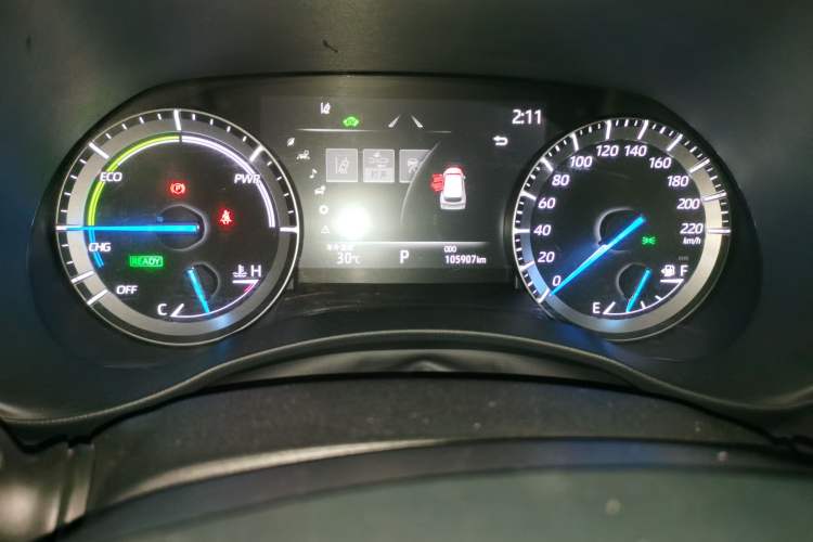 Used Toyota Highlander 2022 Dual-Engine 2.5L Four-Wheel Drive Supreme Edition 7-Seater Odometer Close Up