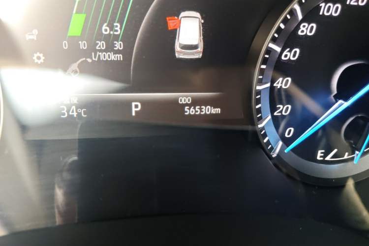Used Toyota Highlander 2022 Dual-Engine 2.5L Four-Wheel Drive Prestige Version 7 Seats Odometer Close Up