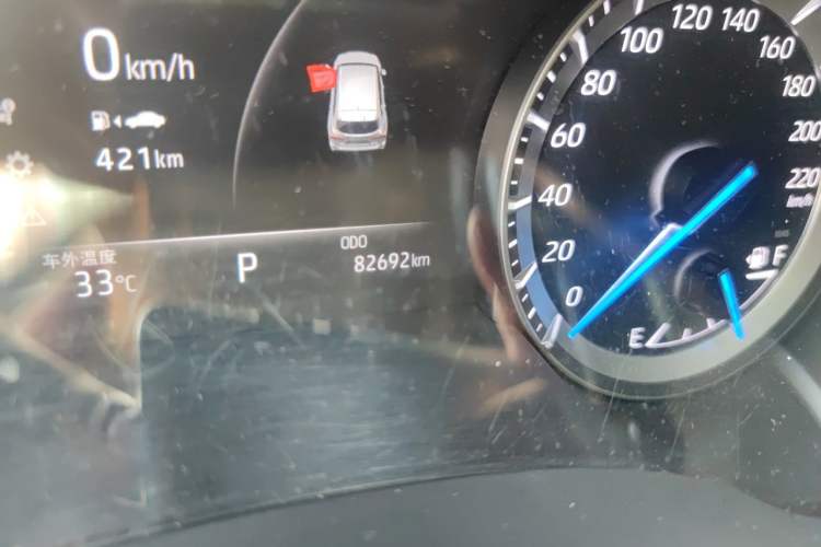 Used Toyota Highlander 2022 Dual-Engine 2.5L Four-Wheel Drive Prestige Version 7 Seats Odometer Close Up