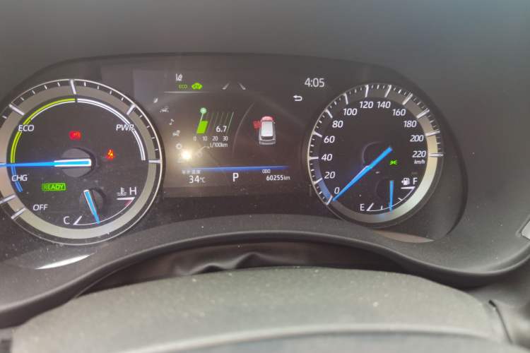 Used Toyota Highlander 2022 Dual-Engine 2.5L Two-Wheel Drive Prestige Edition 7-Seater Odometer Close Up