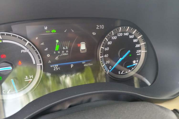 Used Toyota Highlander 2022 Dual-Engine 2.5L Four-Wheel Drive Prestige Version 7 Seats Odometer Close Up