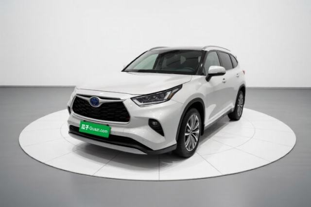 Toyota Highlander 2022 Dual-Engine 2.5L Four-Wheel Drive Prestige Version 7 Seats d’occasion
