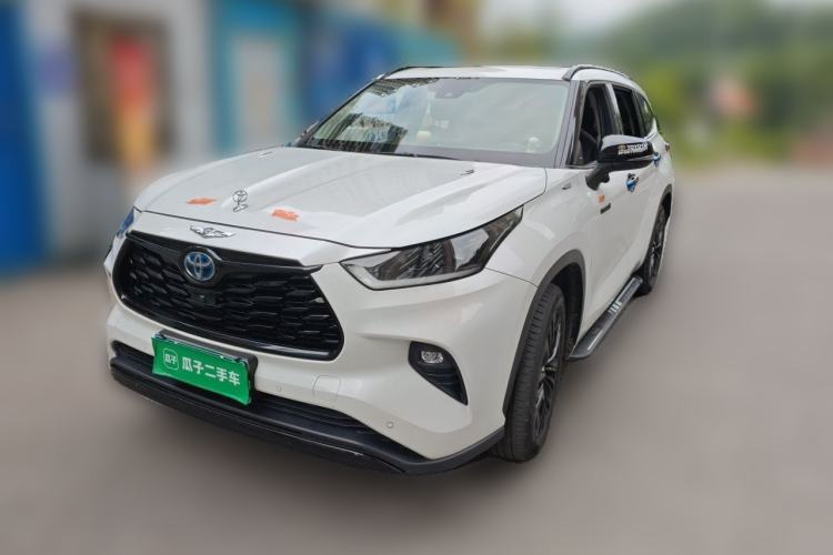 Used Toyota Highlander 2022 Dual-Engine 2.5L Four-Wheel Drive Prestige Version 7 Seats Guazi used car, China used car export, Used car for sale, Used cars, Cheapest cars for sale