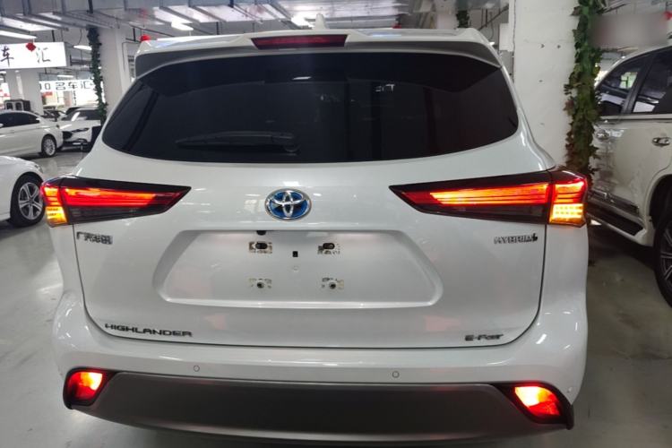 Used Toyota Highlander 2022 Dual-Engine 2.5L Four-Wheel Drive Prestige Version 7 Seats Rear