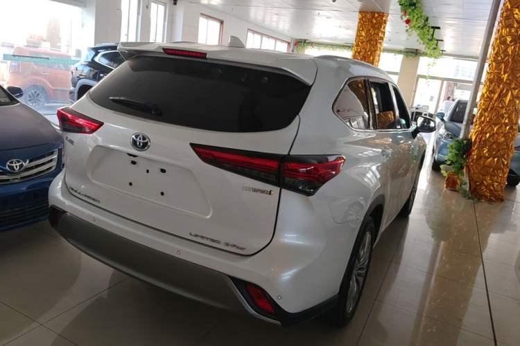 Used Toyota Highlander 2022 Dual-Engine 2.5L Four-Wheel Drive Prestige Version 7 Seats Rear Right 45 Deg