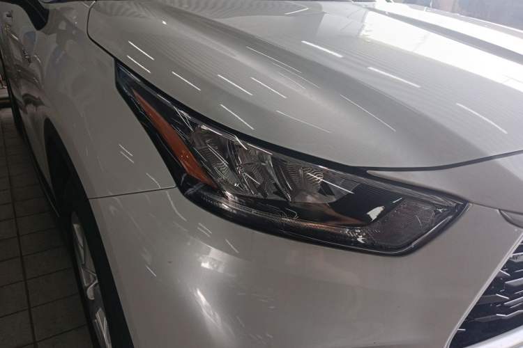 Used Toyota Highlander 2022 Dual-Engine 2.5L Two-Wheel Drive Elite Edition 5 Seats Right Front Headlight