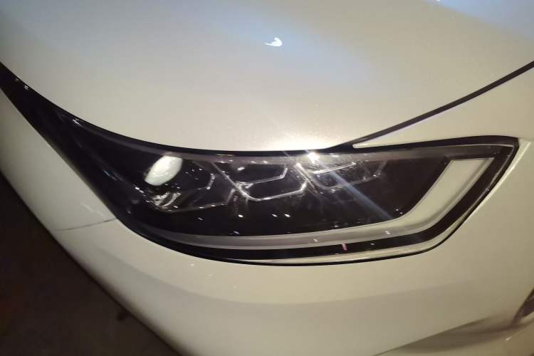 Used Toyota Highlander 2022 Dual-Engine 2.5L Four-Wheel Drive Supreme Edition 7-Seater Right Front Headlight