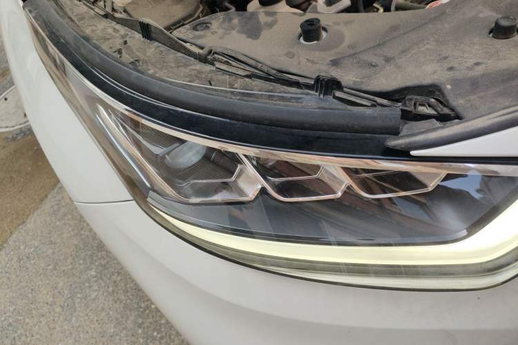 Used Toyota Highlander 2022 Dual-Engine 2.5L Four-Wheel Drive Supreme Edition 7-Seater Right Front Headlight