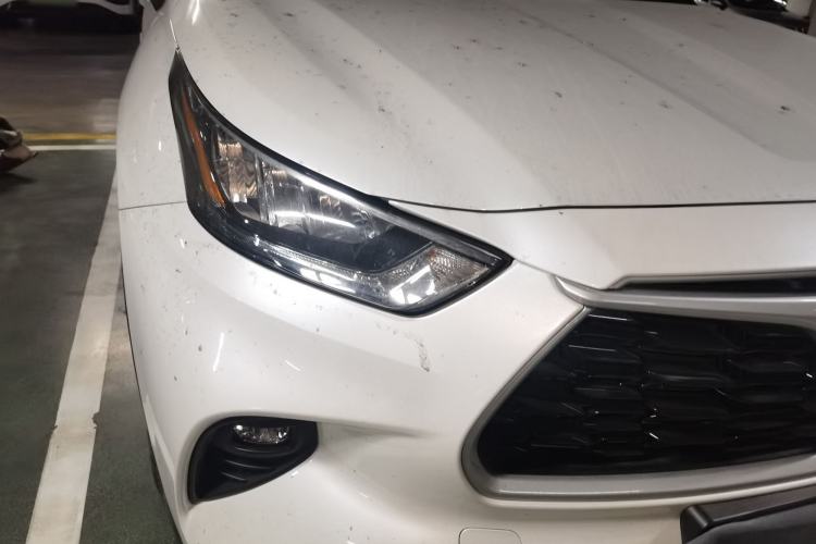Used Toyota Highlander 2022 Dual-Engine 2.5L Two-Wheel Drive Elite Edition 5 Seats Right Front Headlight