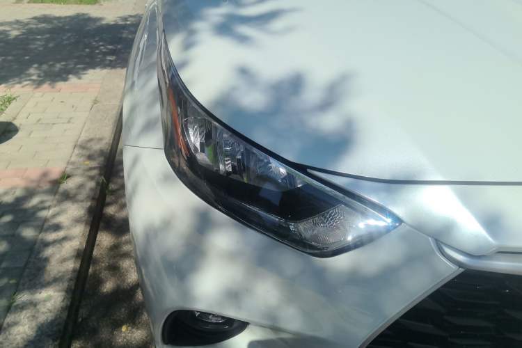 Used Toyota Highlander 2022 Dual-Engine 2.5L 4x4 Elite Edition 7-Seater Right Front Headlight