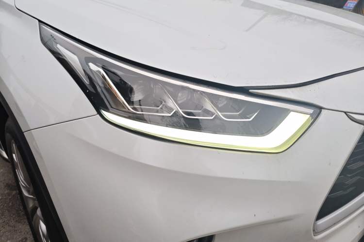 Used Toyota Highlander 2022 Dual-Engine 2.5L Four-Wheel Drive Prestige Version 7 Seats Right Front Headlight