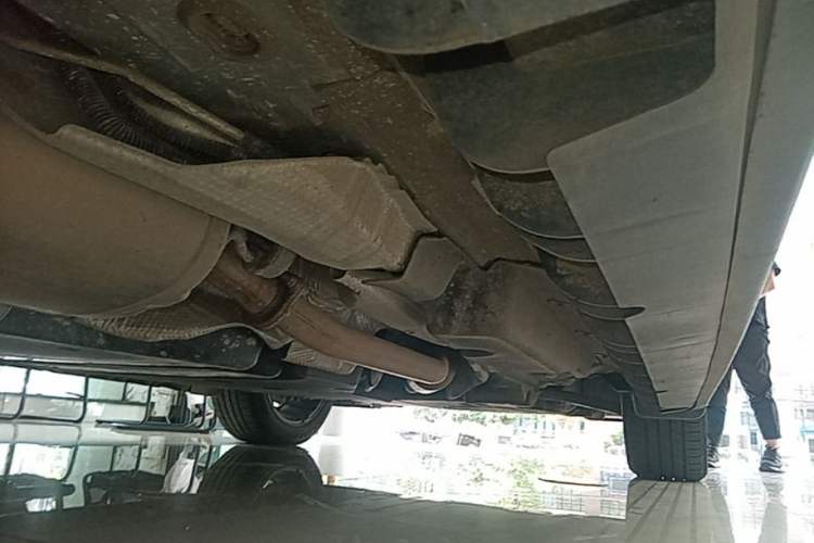 Used Toyota Highlander 2022 Dual-Engine 2.5L Four-Wheel Drive Supreme Edition 7-Seater Right Side Sill